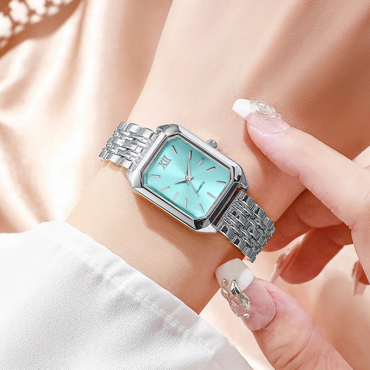 Radiant Roman Timepiece Set