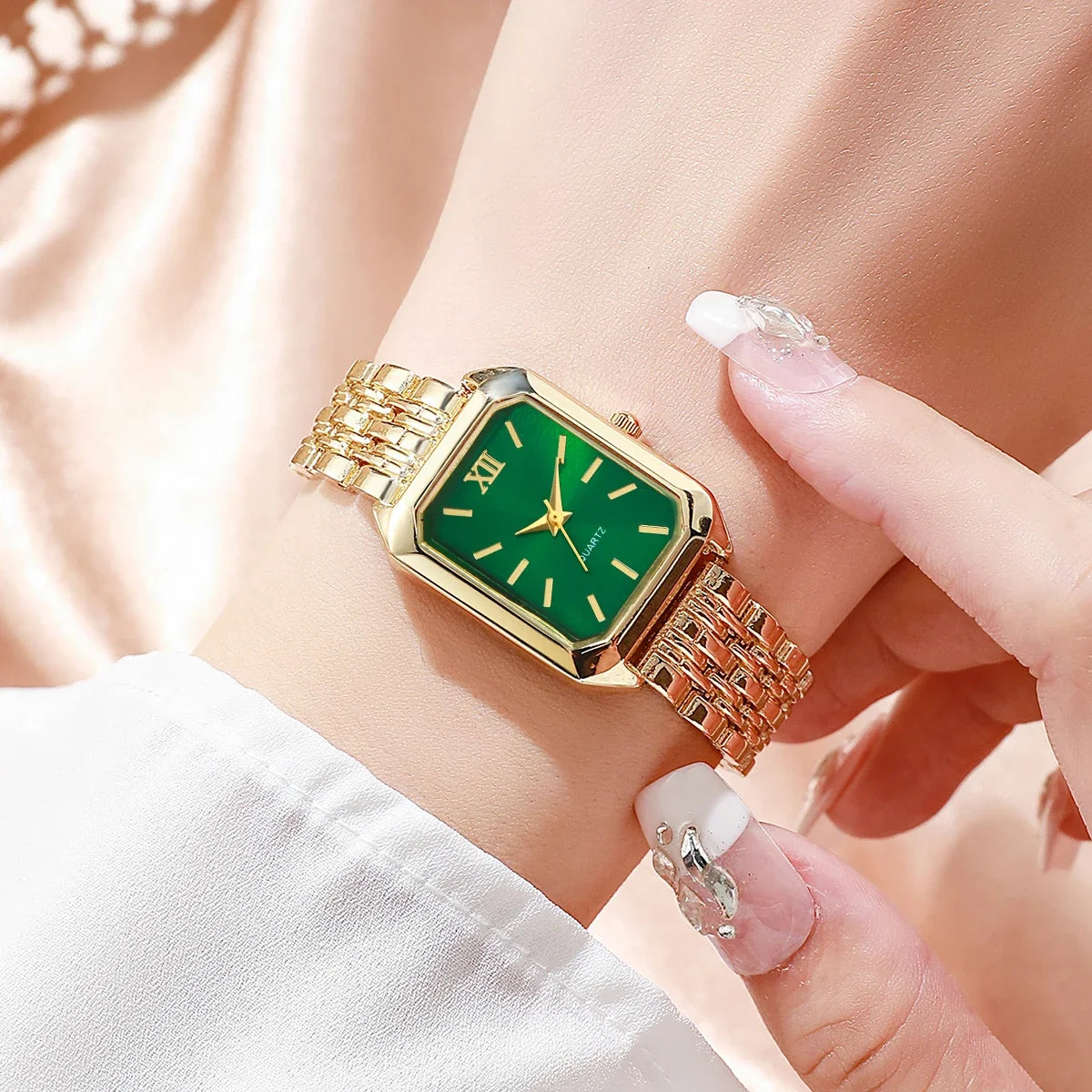 Radiant Roman Timepiece Set